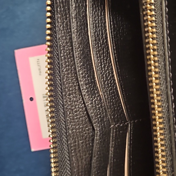 Kate Spade Wallet - Picture 3 of 6
